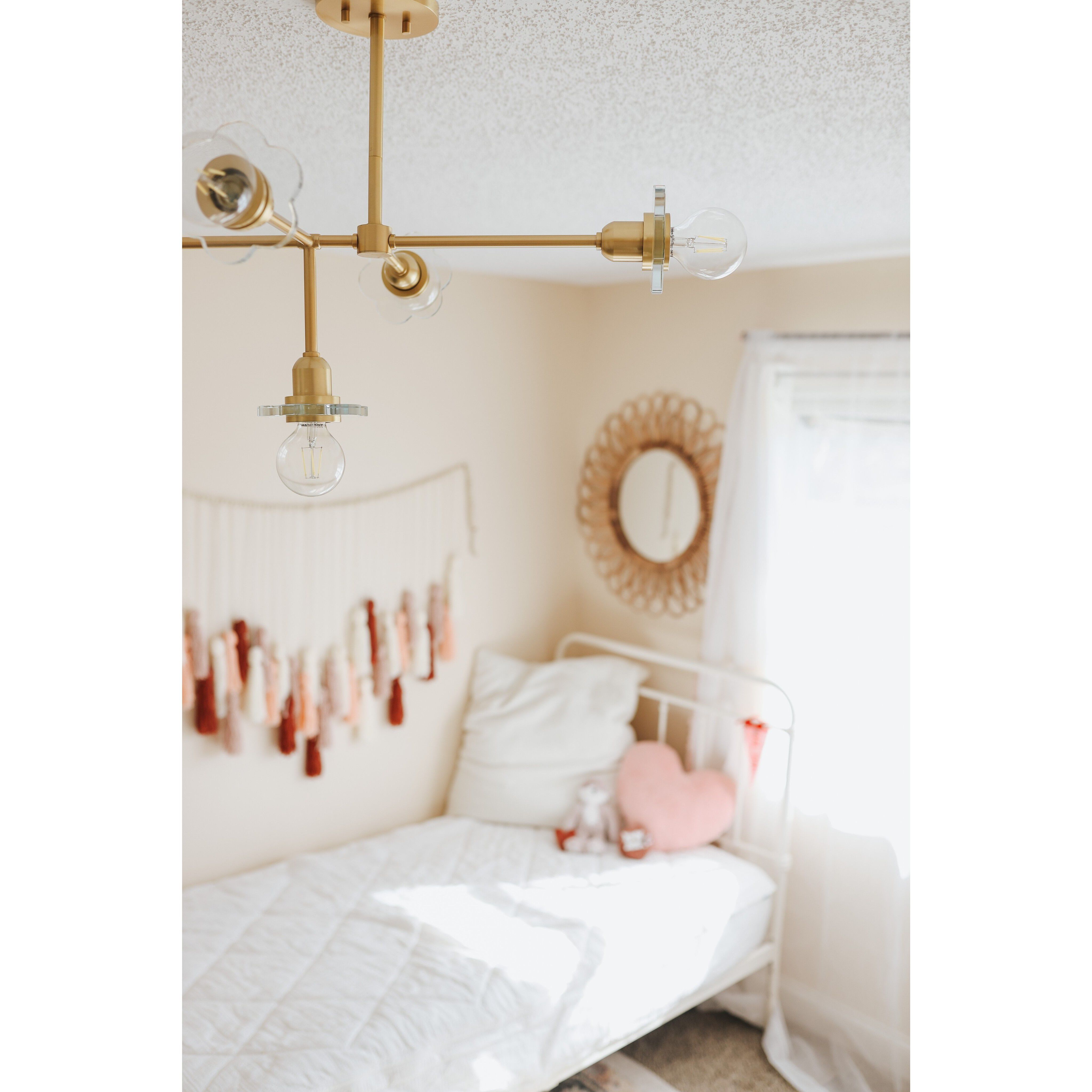 Alexa 5 Light 28 inch Aged Brass Chandelier Ceiling Light