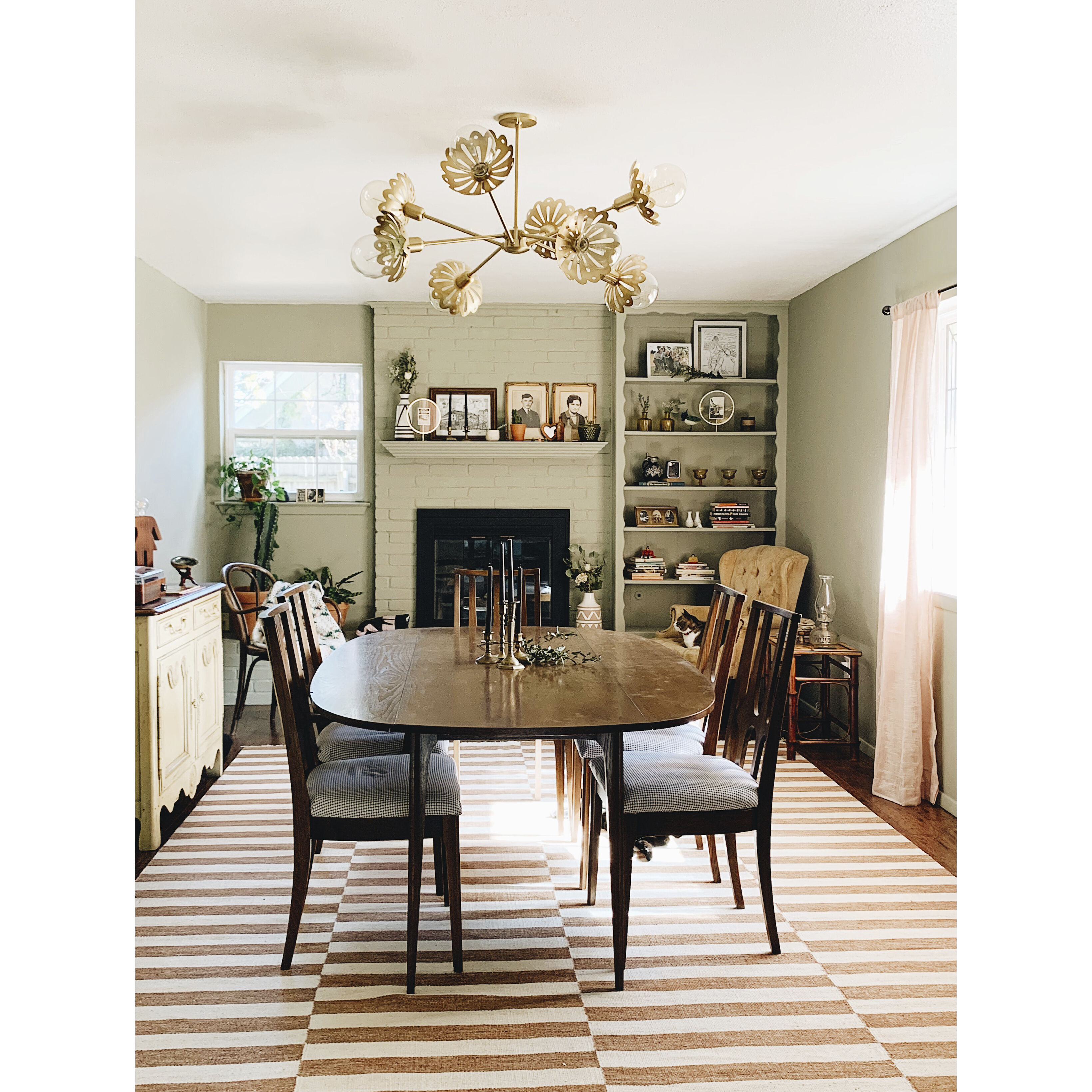 Alyssa 8 Light 42 inch Aged Brass Chandelier Ceiling Light