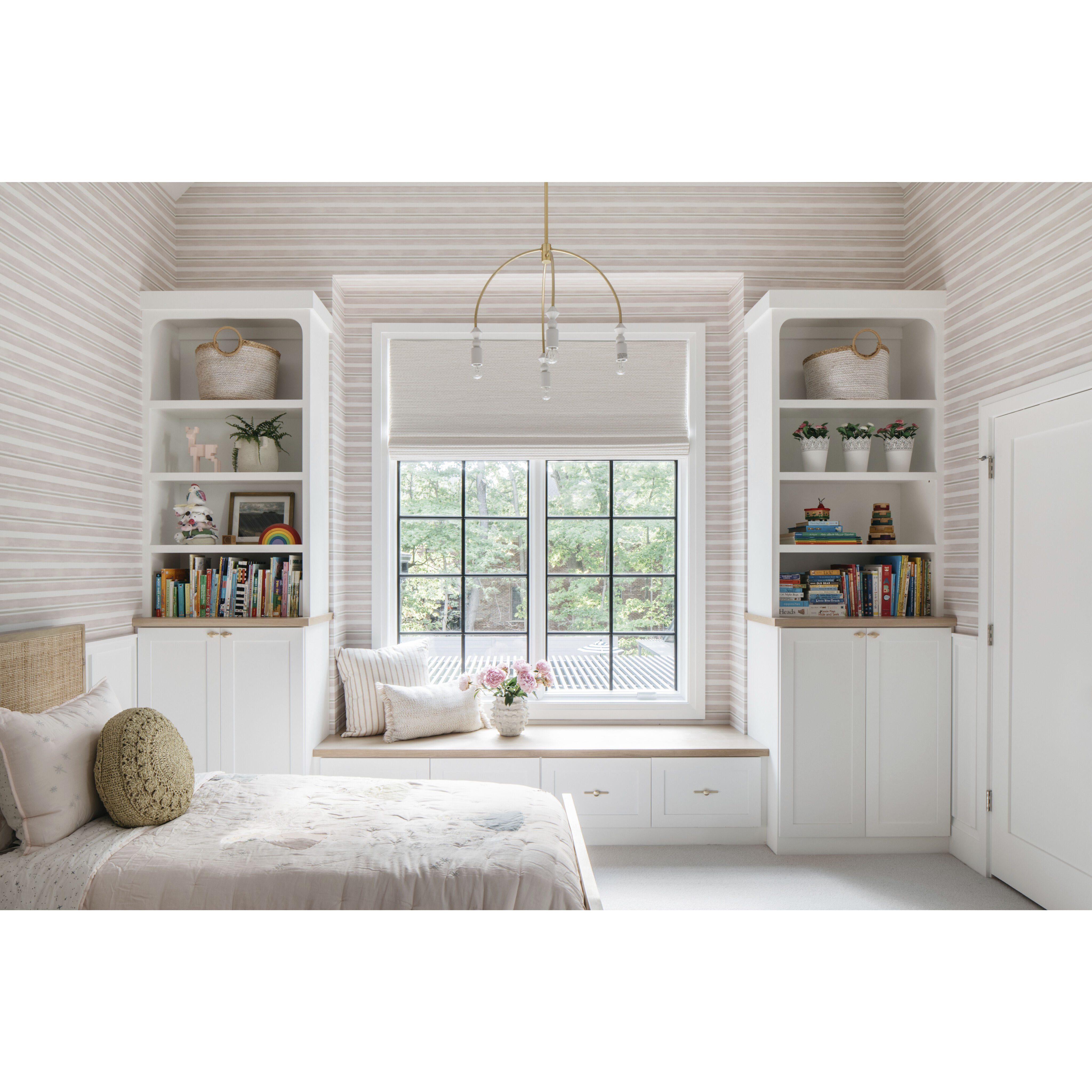 Flora 4 Light 30 inch Aged Brass Chandelier Ceiling Light