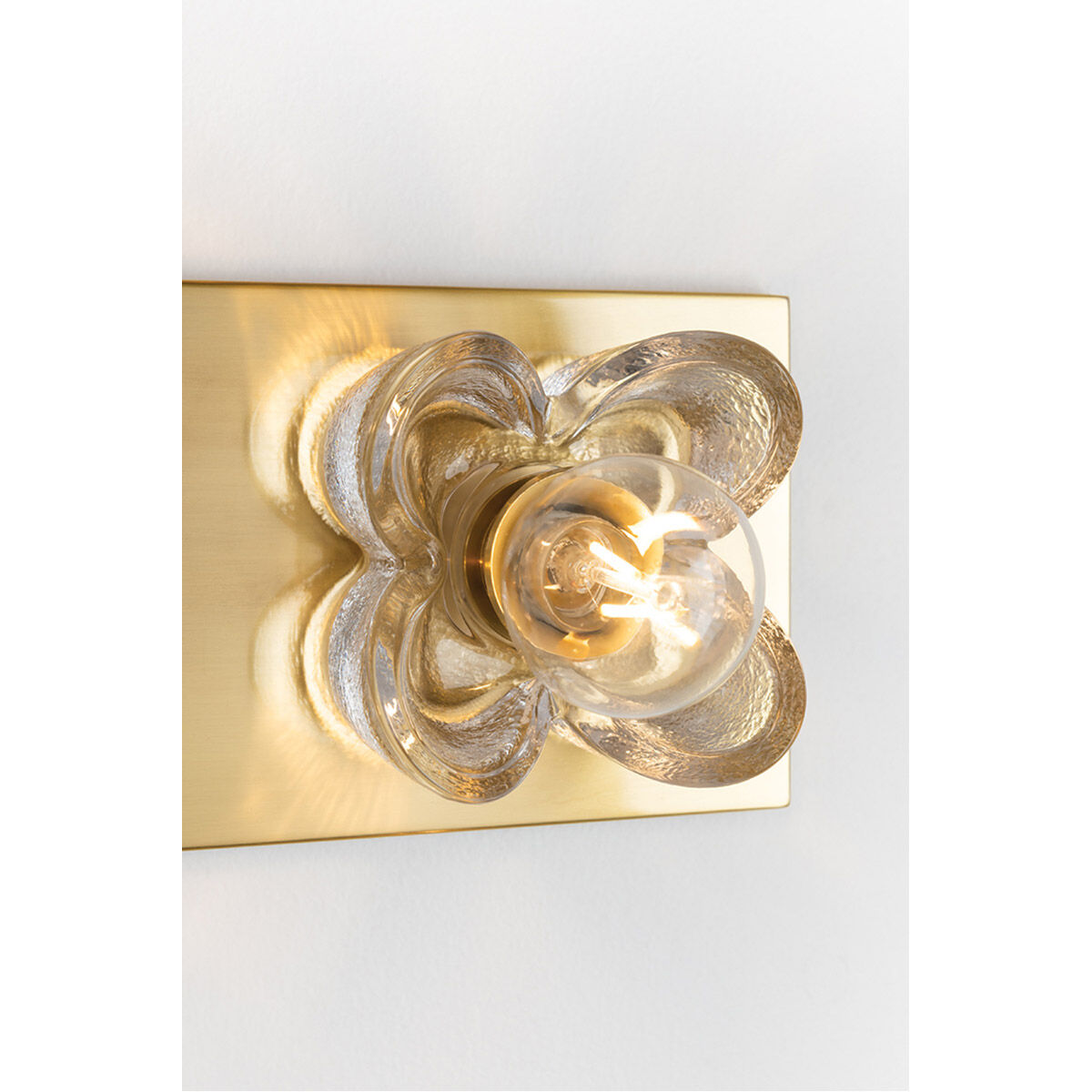 Shea 3 Light 16.5 inch Aged Brass Bath And Vanity Wall Light