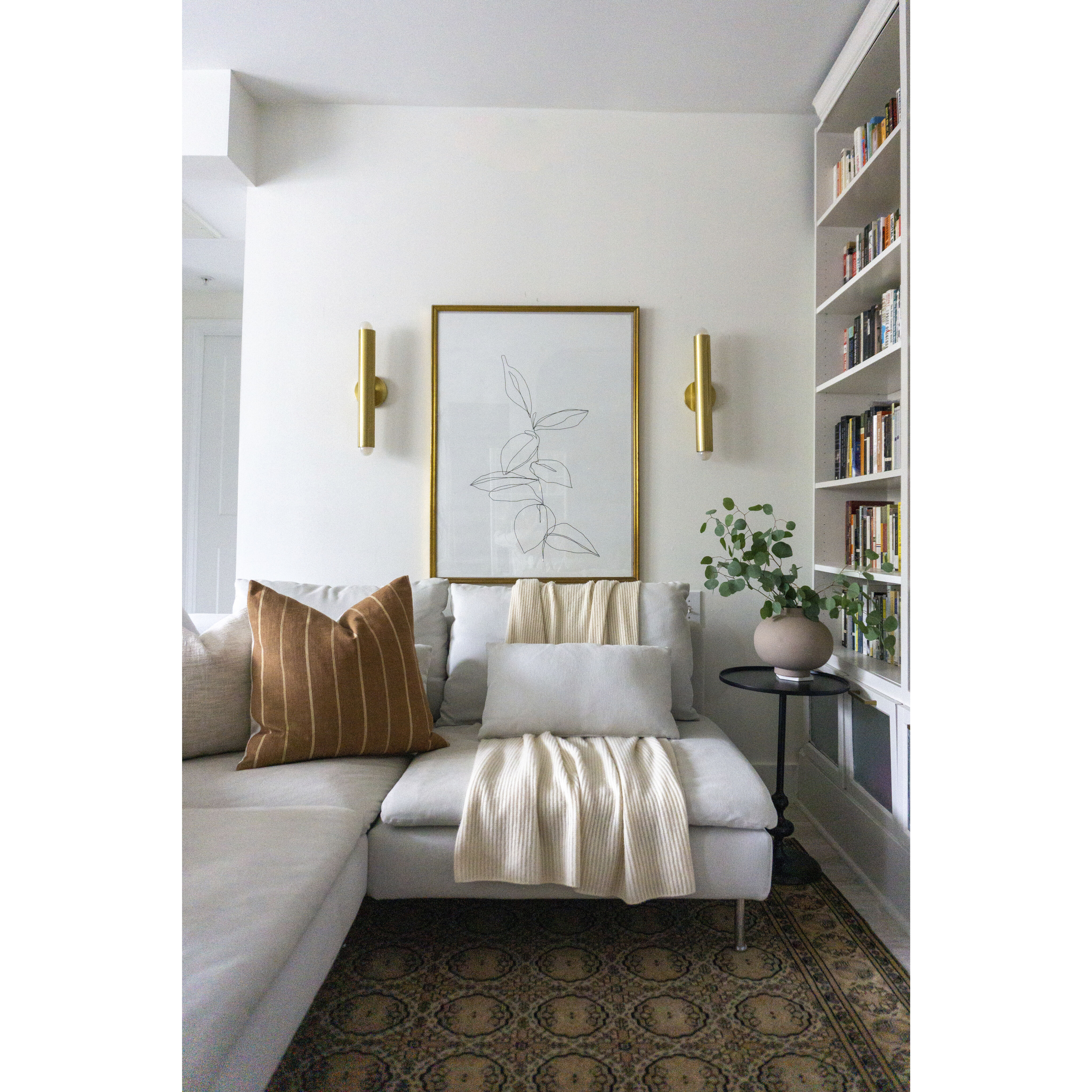 Taylor 2 Light Aged Brass Wall Sconce Wall Light 