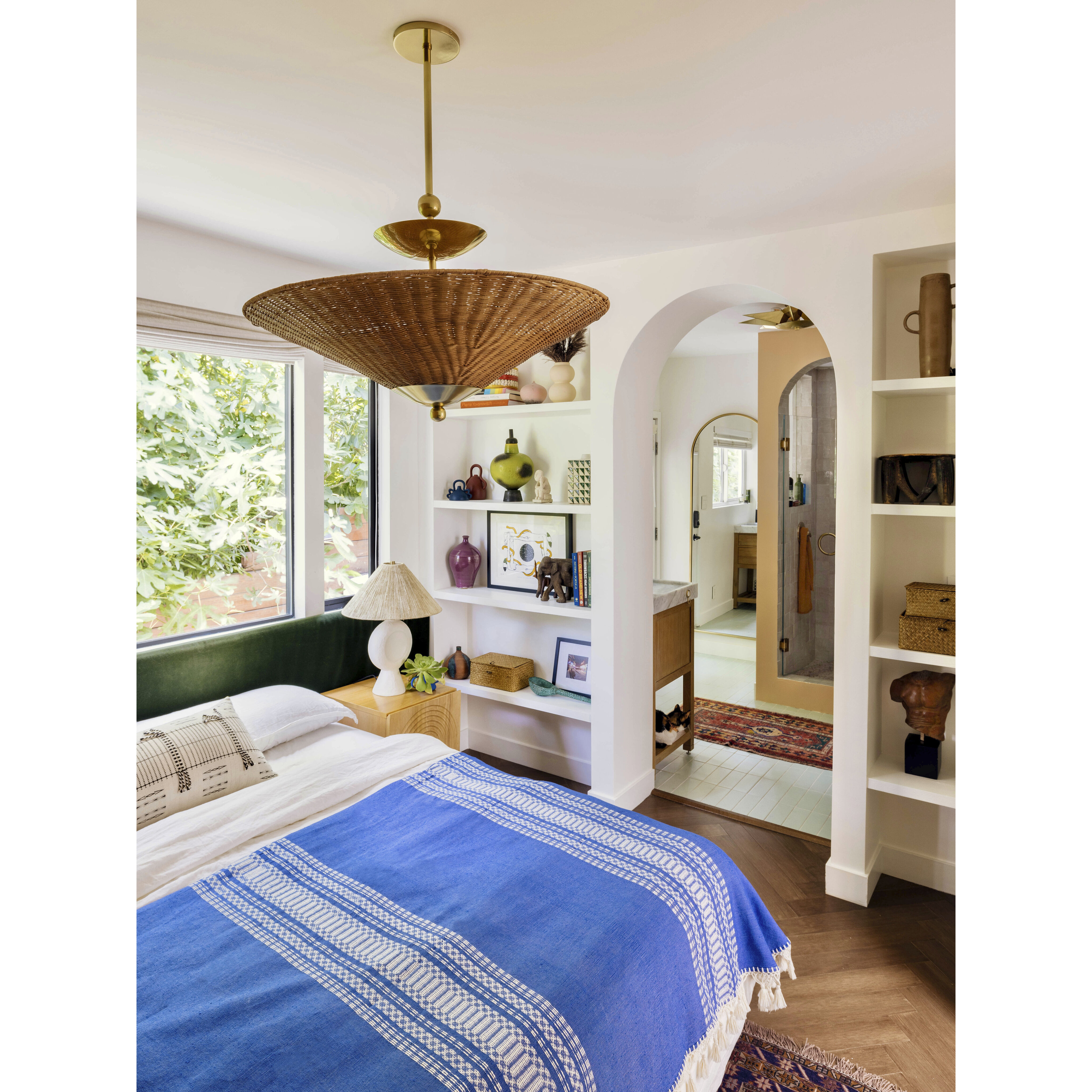 Centella 24.25 inch 15.00 watt Aged Brass and White Plaster Table Lamp Portable Light